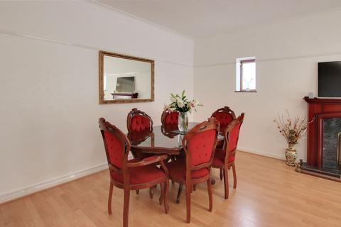 434 Wickham Road, Croydon, CR0 8BL