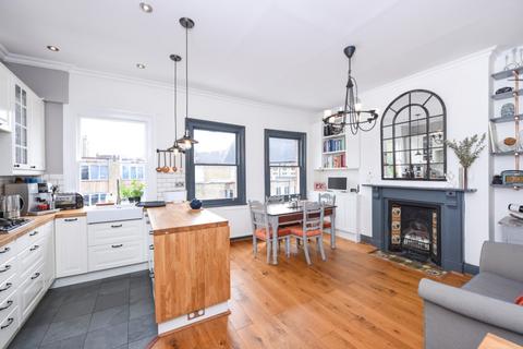 2 bedroom flat to rent, Mazenod Avenue, London, NW6