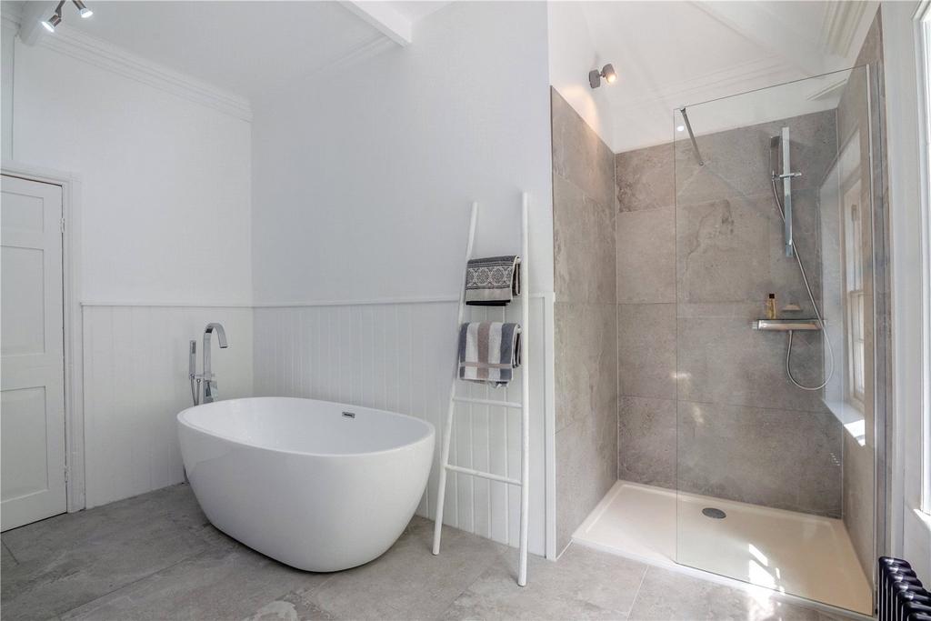 Bathroom 4 En Suite