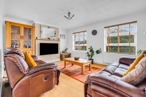 2 bedroom maisonette for sale, Parnel Road, Ware SG12
