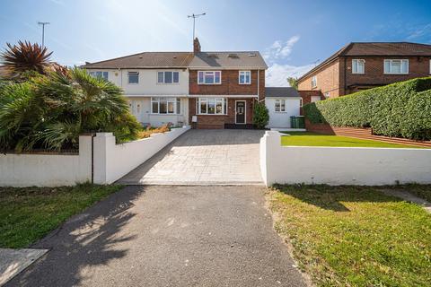 5 bedroom semi-detached house for sale, Avenue Road, Erith DA8