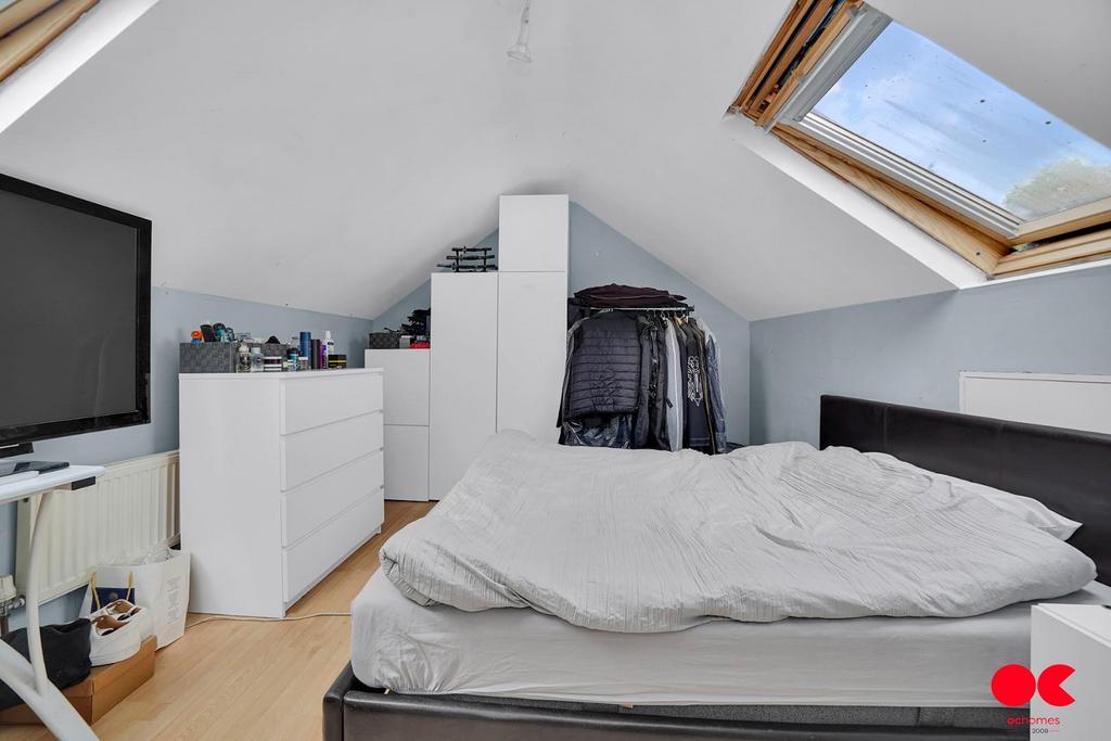 Loft Room.jpg