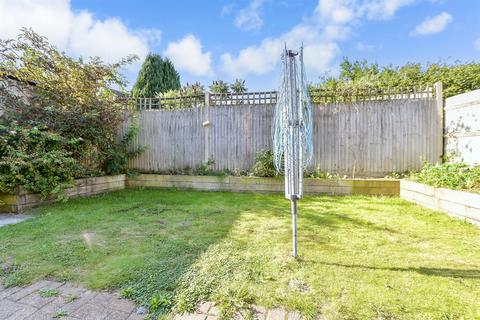 29 Fellmead, East Peckham, Tonbridge, TN12 5EQ