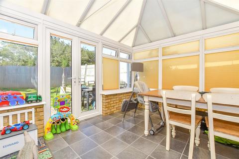29 Fellmead, East Peckham, Tonbridge, TN12 5EQ