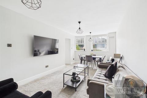 Elphinstone Road, Hastings
