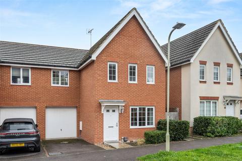 3 bedroom semi-detached house to rent, Jersey Drive, Wokingham RG41