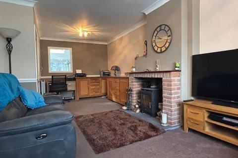 14 Chiltlee Close, Liphook, GU30 7BP