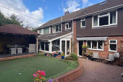 4 bedroom semi-detached house for sale, Chiltlee Close, Liphook