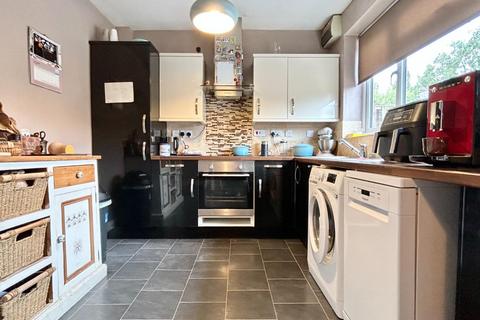 undefined, The Crescent, Bolton-upon-Dearne, Rotherham, S63 8HS