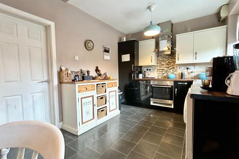 31 The Crescent, Bolton Upon Dearne, Rotherham, S63 8HS