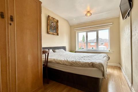 31 The Crescent, Bolton Upon Dearne, Rotherham, S63 8HS