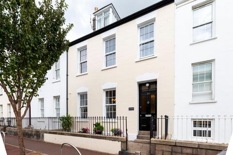 6 bedroom house for sale, 29 Chevalier Road, St Helier