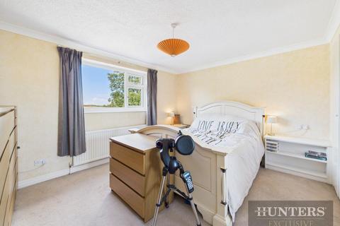 undefined, Northgate, Hunmanby