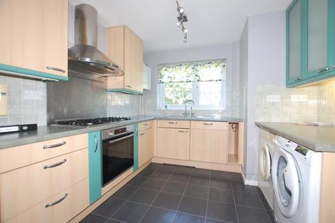 19 Dykes Way, Bromley, BR2 0SU