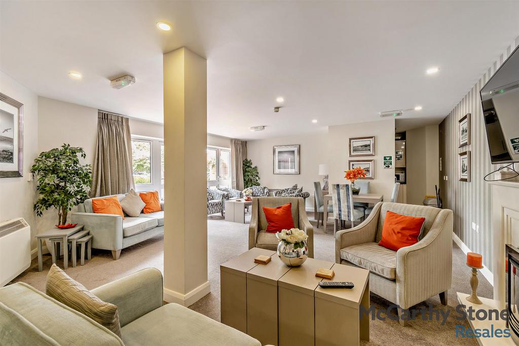 8660997-interior21-800.jpg