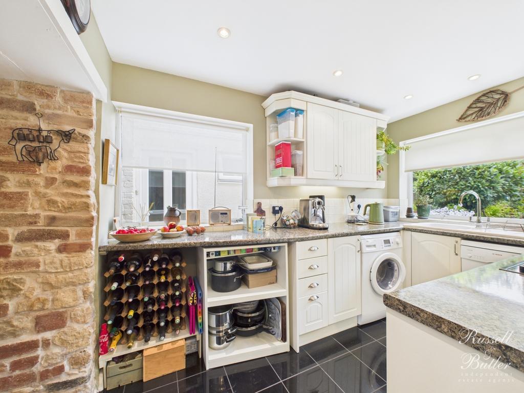 Cam01995 g0 pr0346 still014