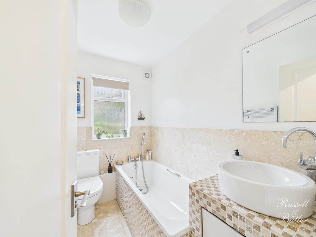 Cam01995 g0 pr0346 still019