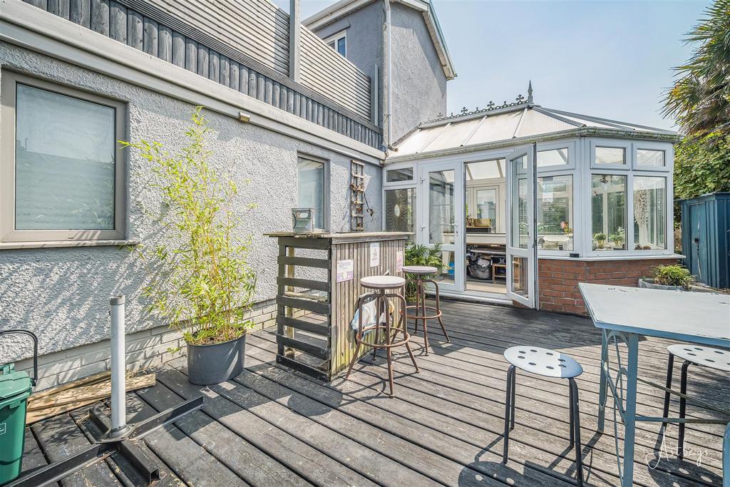 Second Decking Area