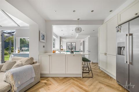 4 bedroom detached house for sale, Woollacott Drive, Newton, Swansea