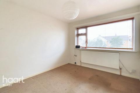 4 bedroom semi-detached house for sale, Southway, Leicester