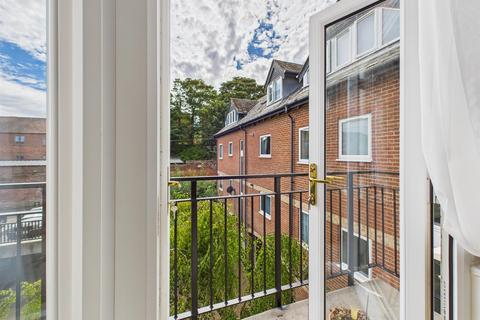 2 bedroom apartment for sale, St. Marys Road, Cromer
