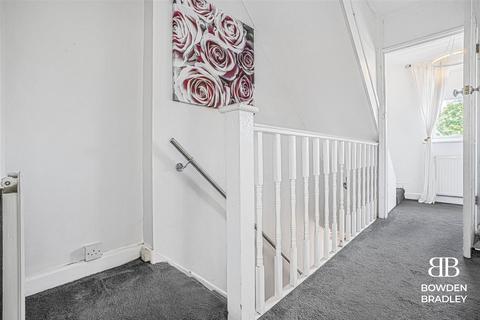 250 Manford Way, Chigwell, IG7 4AD