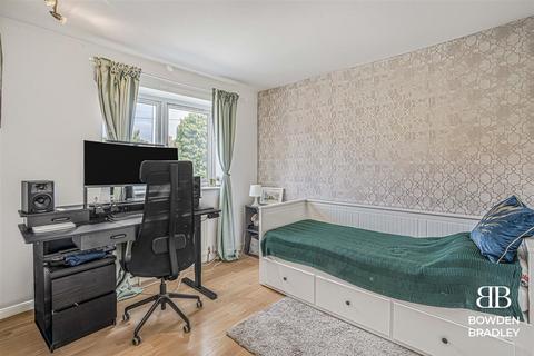 250 Manford Way, Chigwell, IG7 4AD