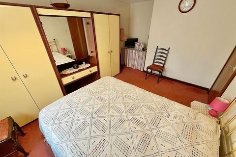 undefined, Oliver Mews, Great Yarmouth