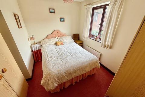 undefined, Oliver Mews, Great Yarmouth