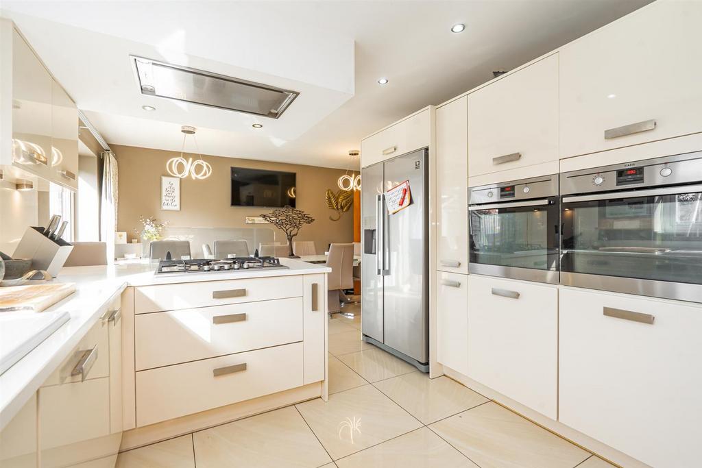 Kitchen / Diner
