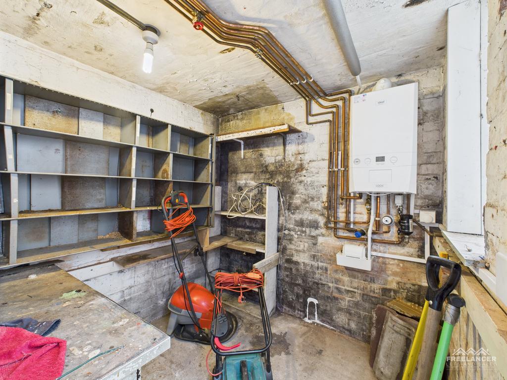 Outhouse storage