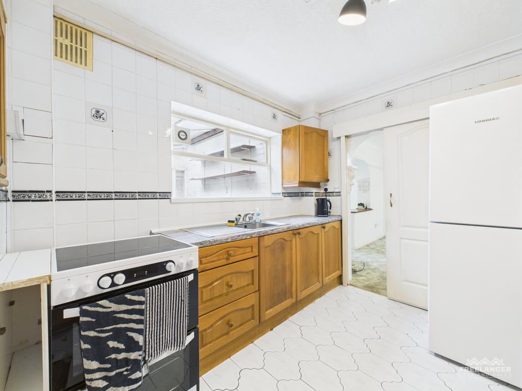 Kitchen 3