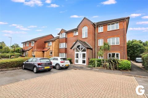 Charing Close, Ringwood, Hampshire, BH24