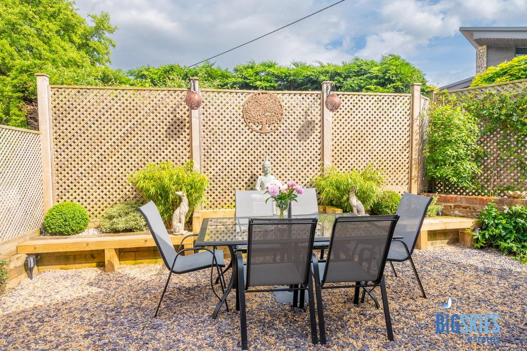 Private Courtyard