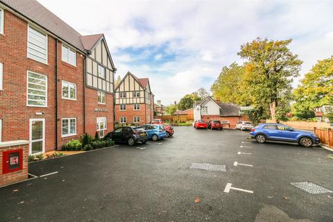undefined, Manor Lodge, Manor Park, Ruddington, Nottingham