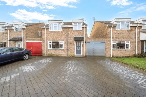4 bedroom detached house for sale, Sevenfields, Highworth, Swindon, SN6