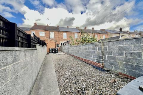 2 bedroom terraced house for sale, Farrer Street, Darlington