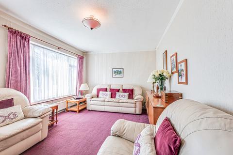 3 bedroom semi-detached house for sale, Glebe Drive, Rayleigh, SS6