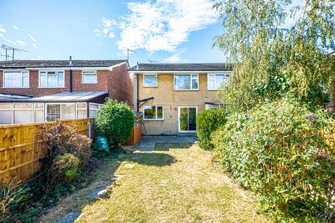 3 bedroom semi-detached house for sale, Glebe Drive, Rayleigh, SS6
