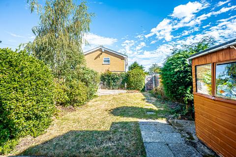 3 bedroom semi-detached house for sale, Glebe Drive, Rayleigh, SS6