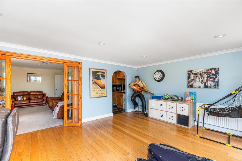 Living/Dining Room