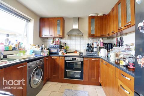 undefined, Snowdrop Close, Chelmsford