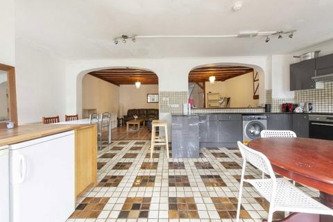 undefined, Cobham Road, London N22