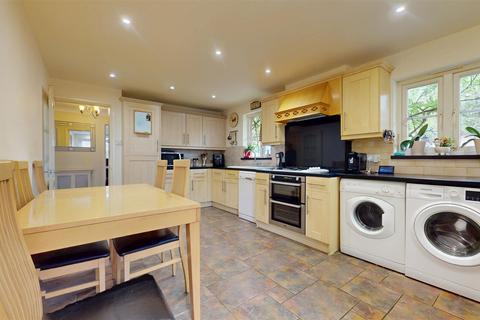 undefined, Bremen Grove, Shenley Brook End, Milton Keynes