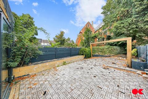 undefined, Byron Avenue, Manor Park E12