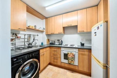 2 bedroom apartment to rent, Reliance Way,  East Oxford,  OX4
