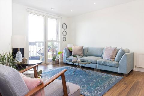 1 bedroom flat for sale, Stanley Road, London W3
