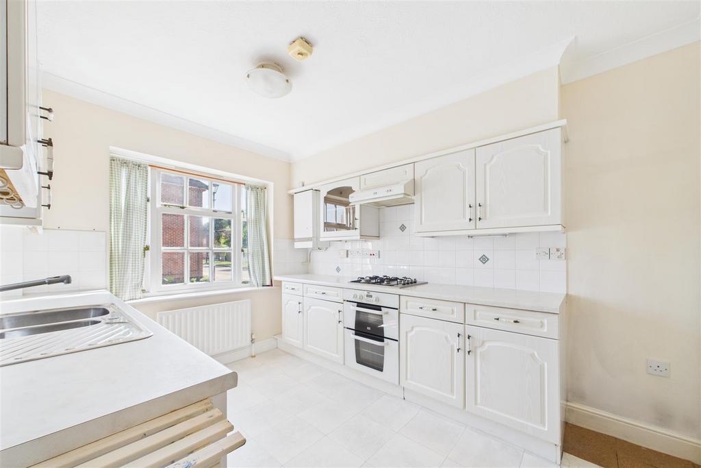 Kitchen 1