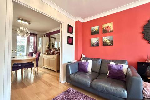 undefined, Dinham Gardens, Dudley DY1