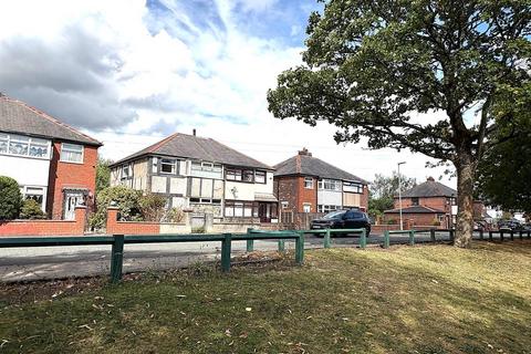 2 bedroom semi-detached house for sale, Hulme Road, Leigh